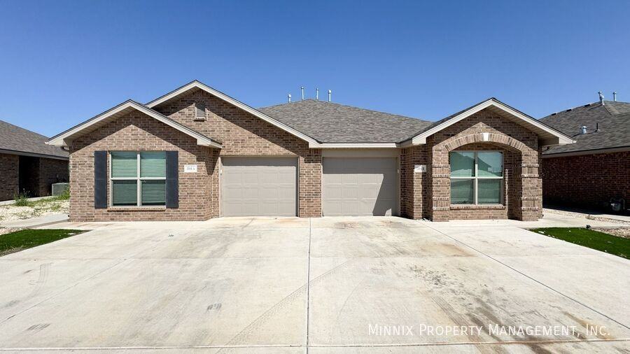2104 N Avenue J #A - Photo 3 of 21