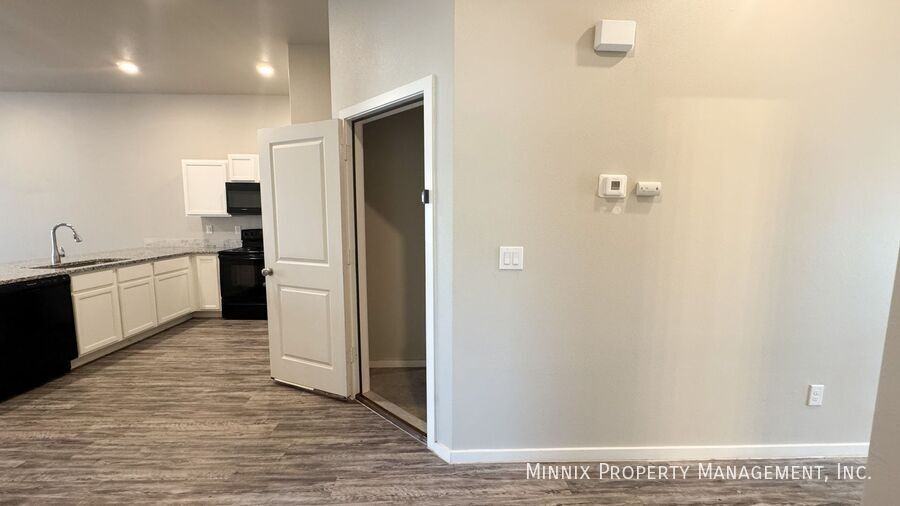2104 N Avenue J #A - Photo 7 of 21