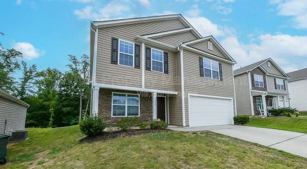 1525 Lilly Springs Pl - Photo 2 of 35