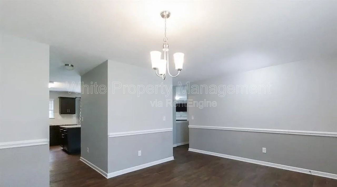 1525 Lilly Springs Pl - Photo 4 of 35