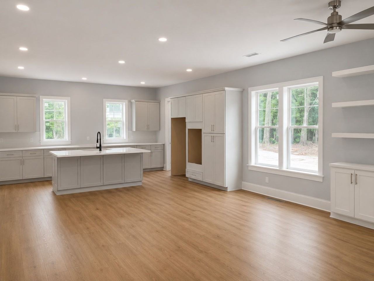416 Isaac Boston St - Photo 3 of 7