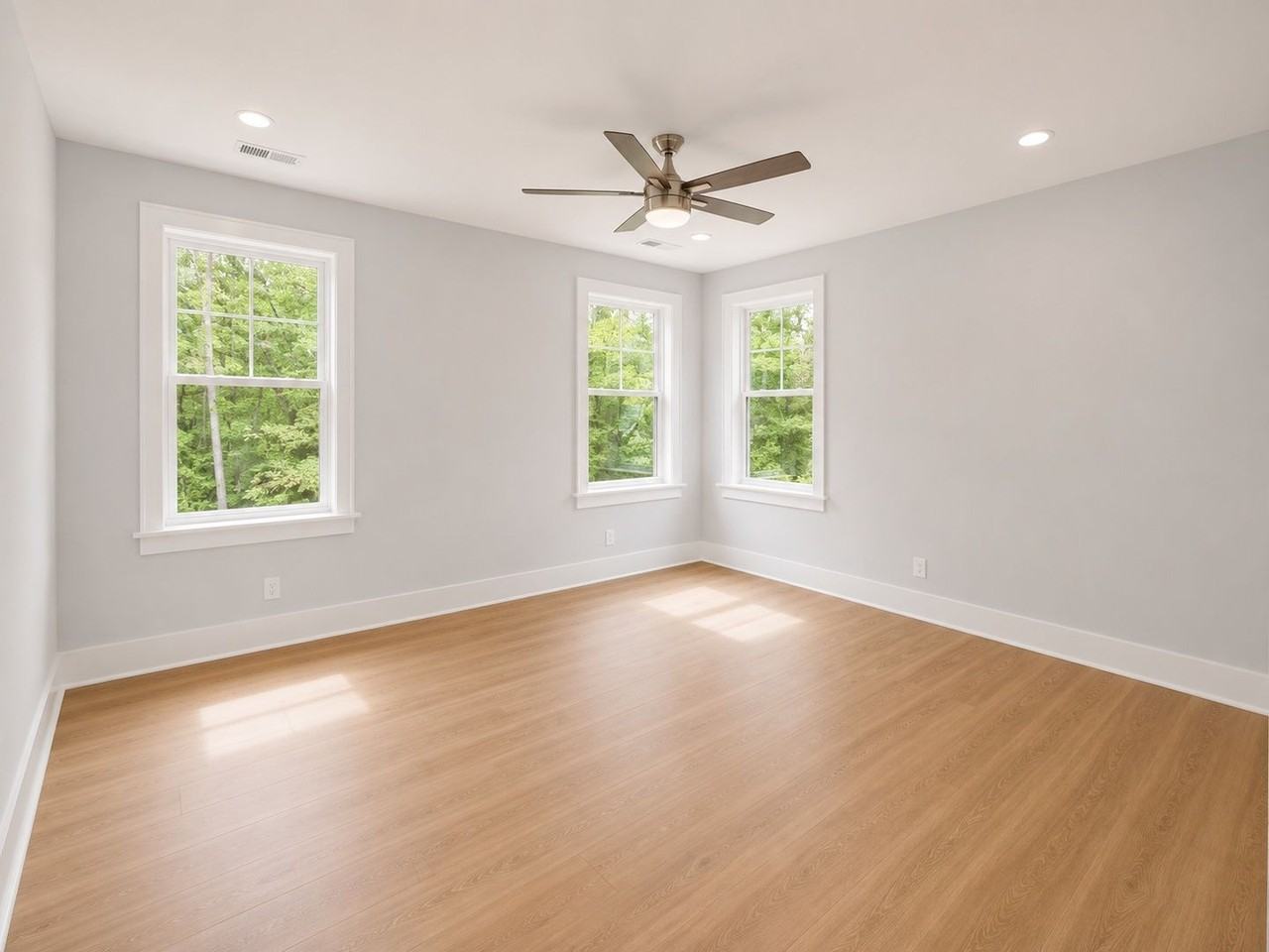 416 Isaac Boston St - Photo 5 of 7