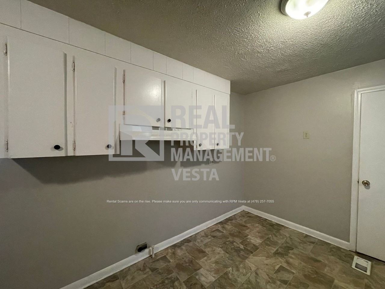 106 Hazel Dr - Photo 5 of 20