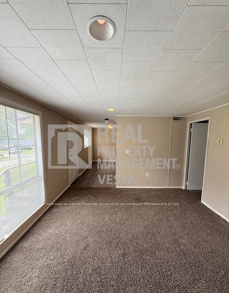 620 Cedarwood Dr - Photo 6 of 14