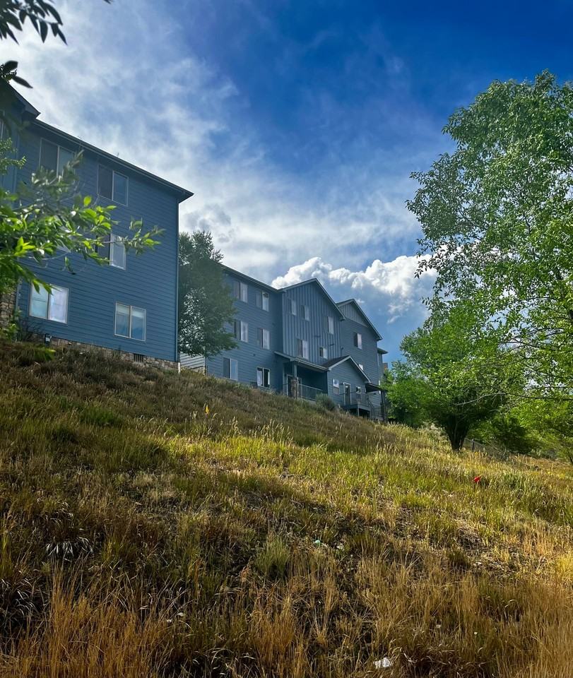 Hickory Ridge Apartments - Photo 2 of 12