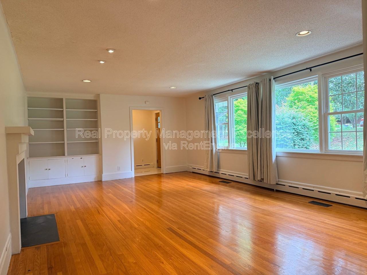 620 Carr St - Photo 6 of 50