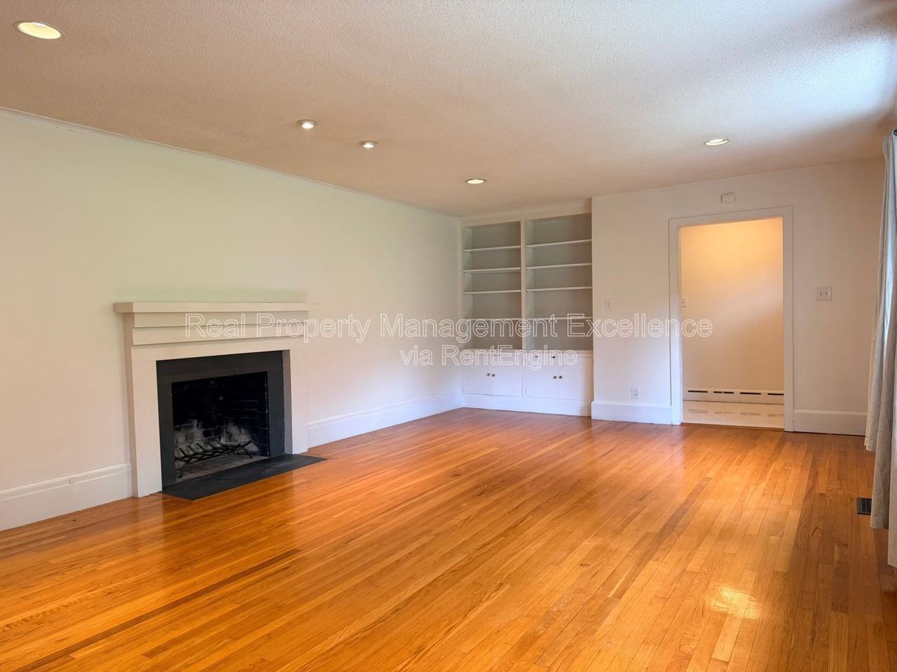 620 Carr St - Photo 7 of 50