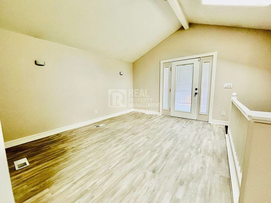 2944 Vallejo St - Photo 7 of 18