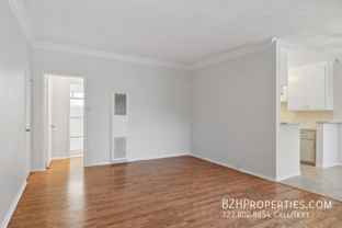 1216 N Detroit St #5 - Photo 1 of 1