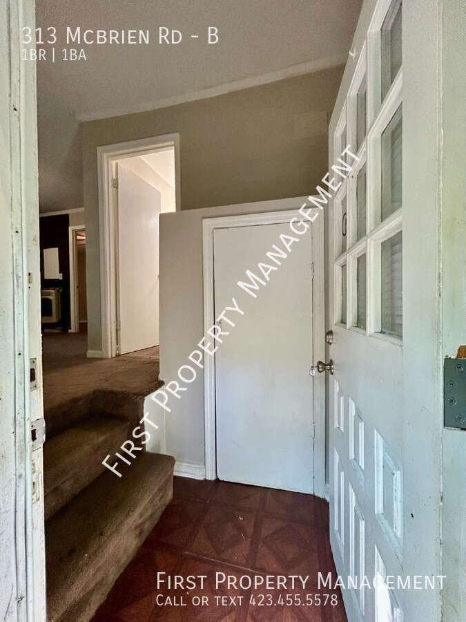 313 Mcbrien Rd #B - Photo 2 of 11