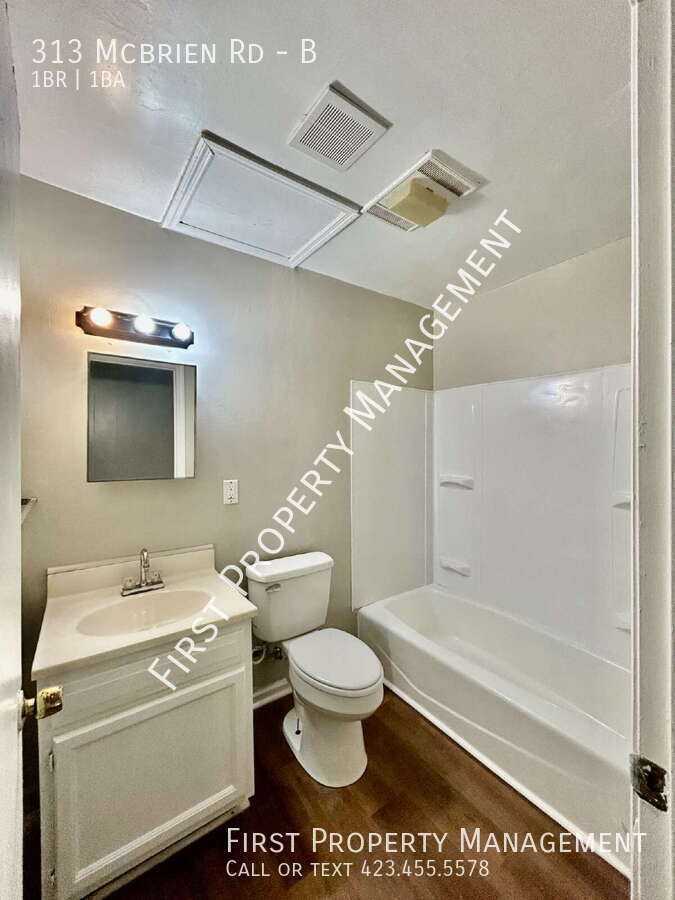 313 Mcbrien Rd #B - Photo 7 of 11