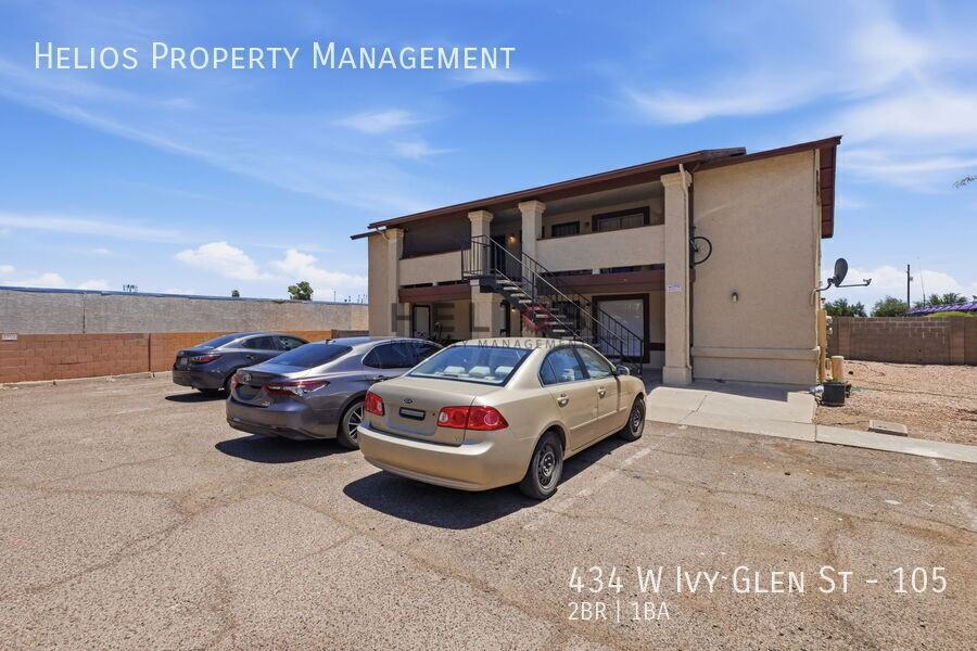 434 W Ivyglen St #105 - Photo 4 of 18