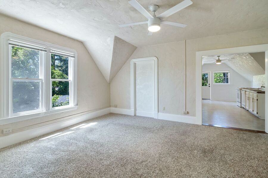 313 Tucker St #C - Photo 5 of 9