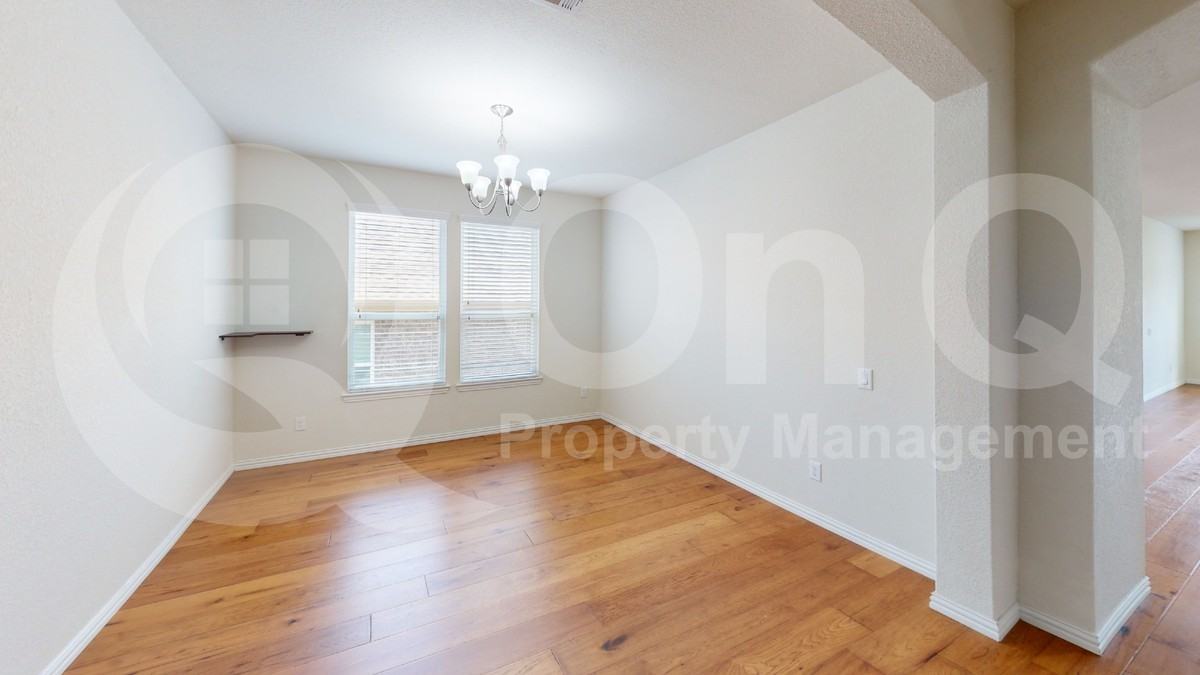 211 Copper Canyon Dr - Photo 6 of 25