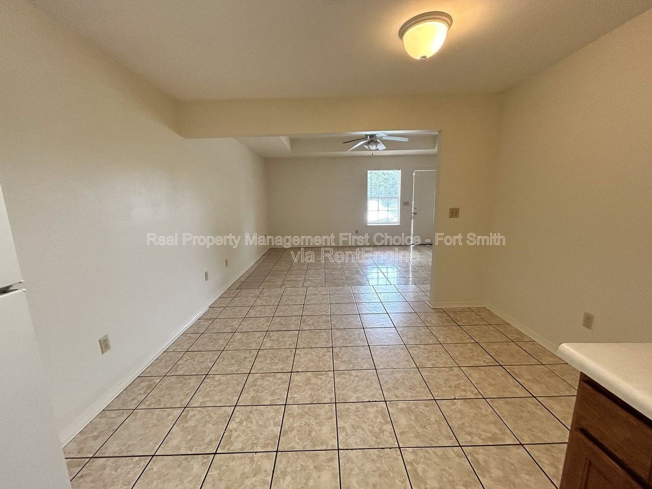 1851 Brazil Ave - Photo 4 of 16