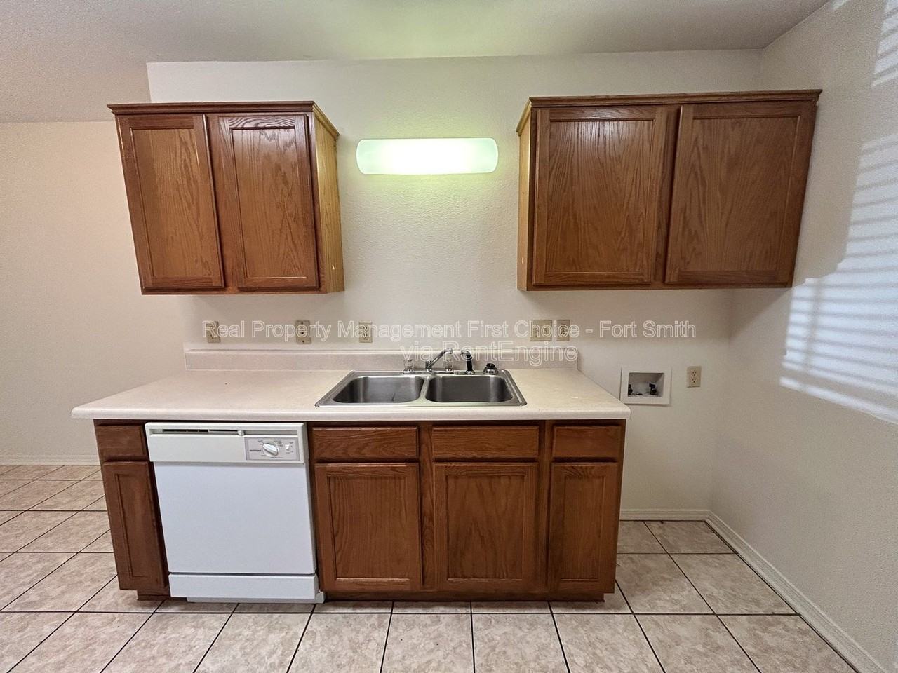 1851 Brazil Ave - Photo 7 of 16
