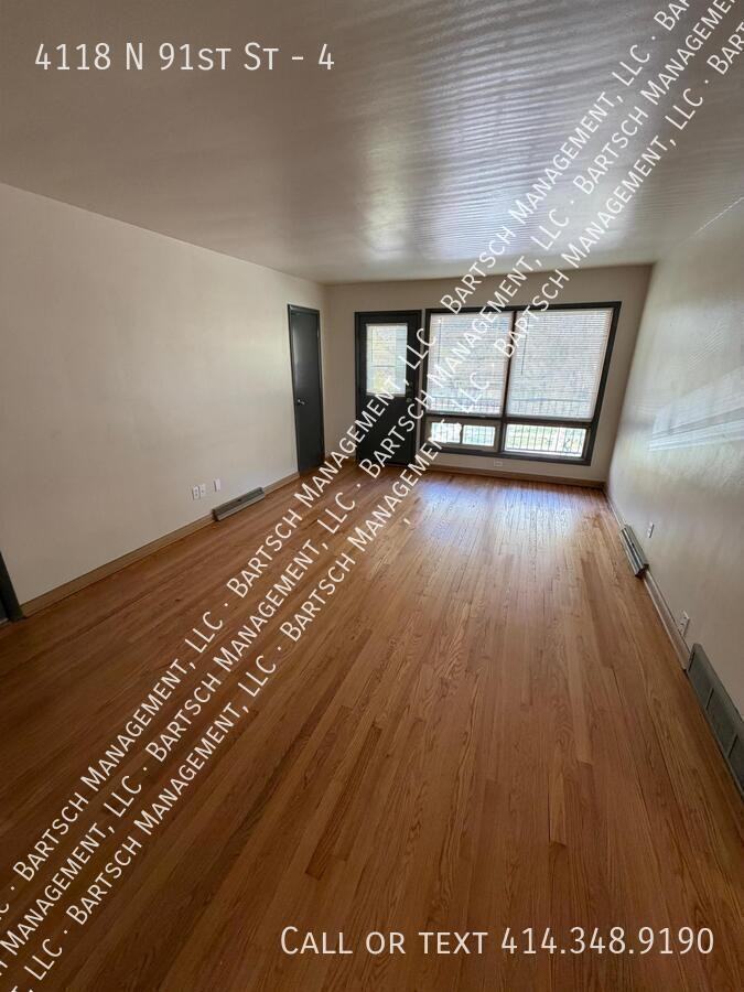 4118 N 91st St #4 - Photo 2 of 9