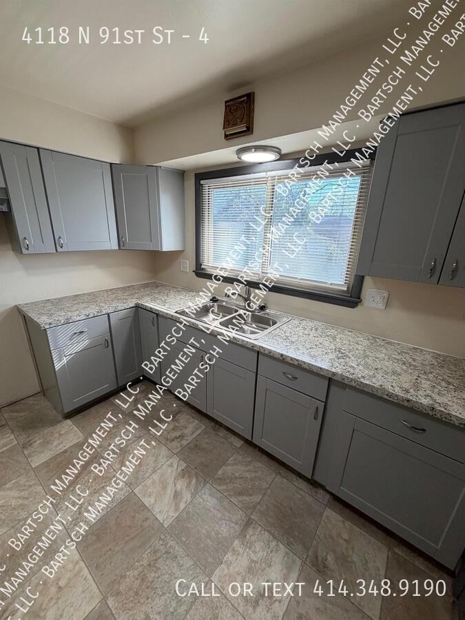 4118 N 91st St #4 - Photo 4 of 9