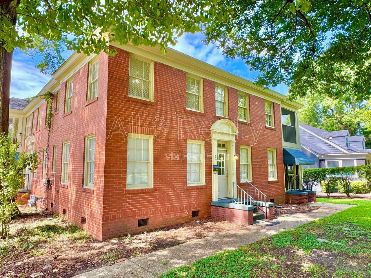 440 E Fairview Ave - Photo 2 of 29