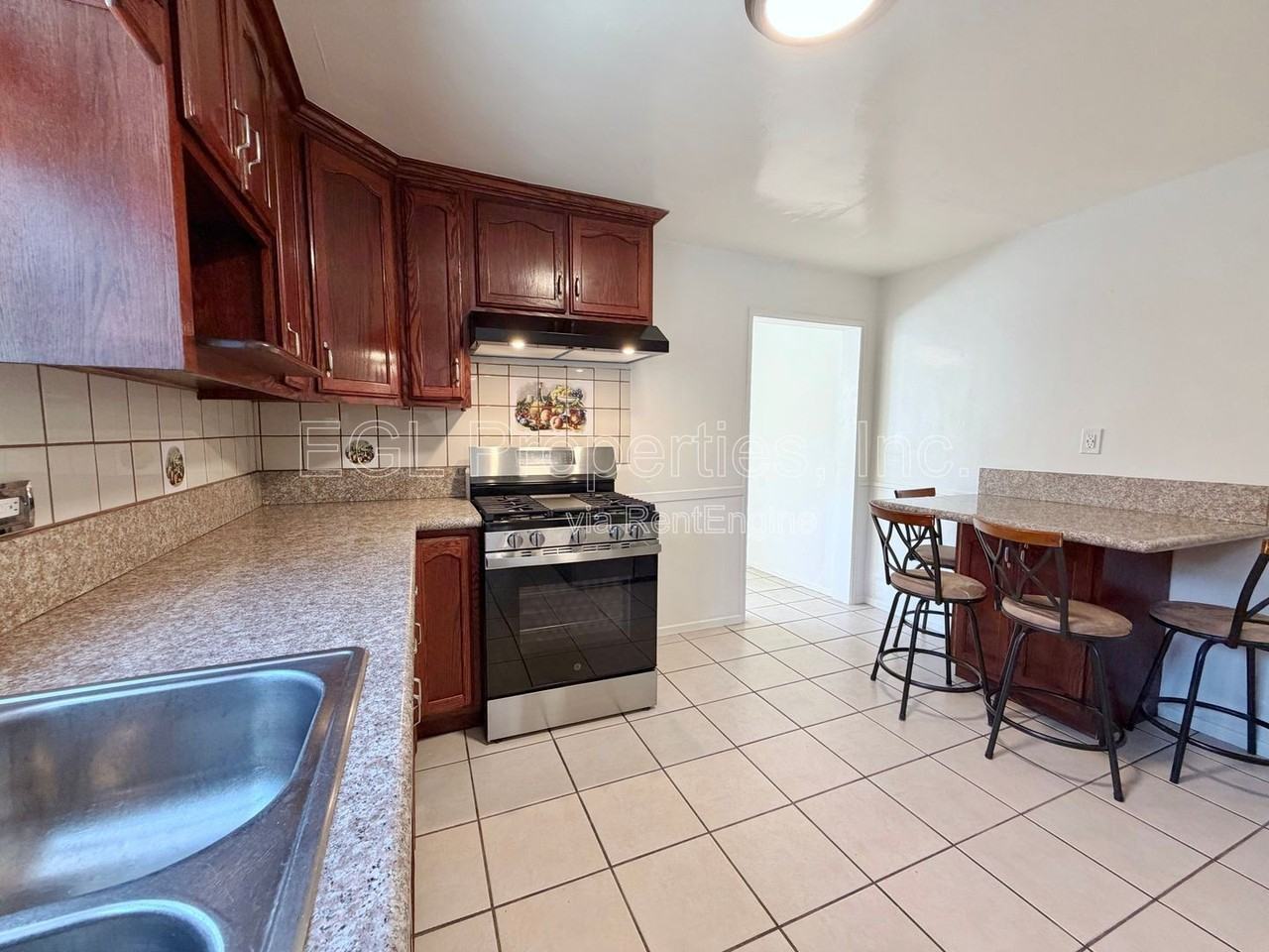2407 Fernleaf St - Photo 7 of 25