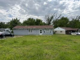featured image of 1202 Laredo Ave