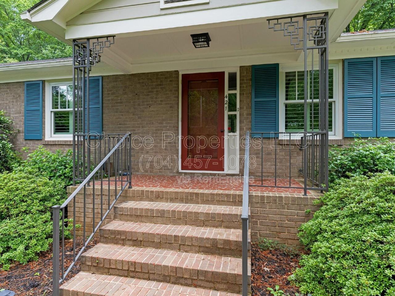 421 Blairmore Dr - Photo 2 of 31