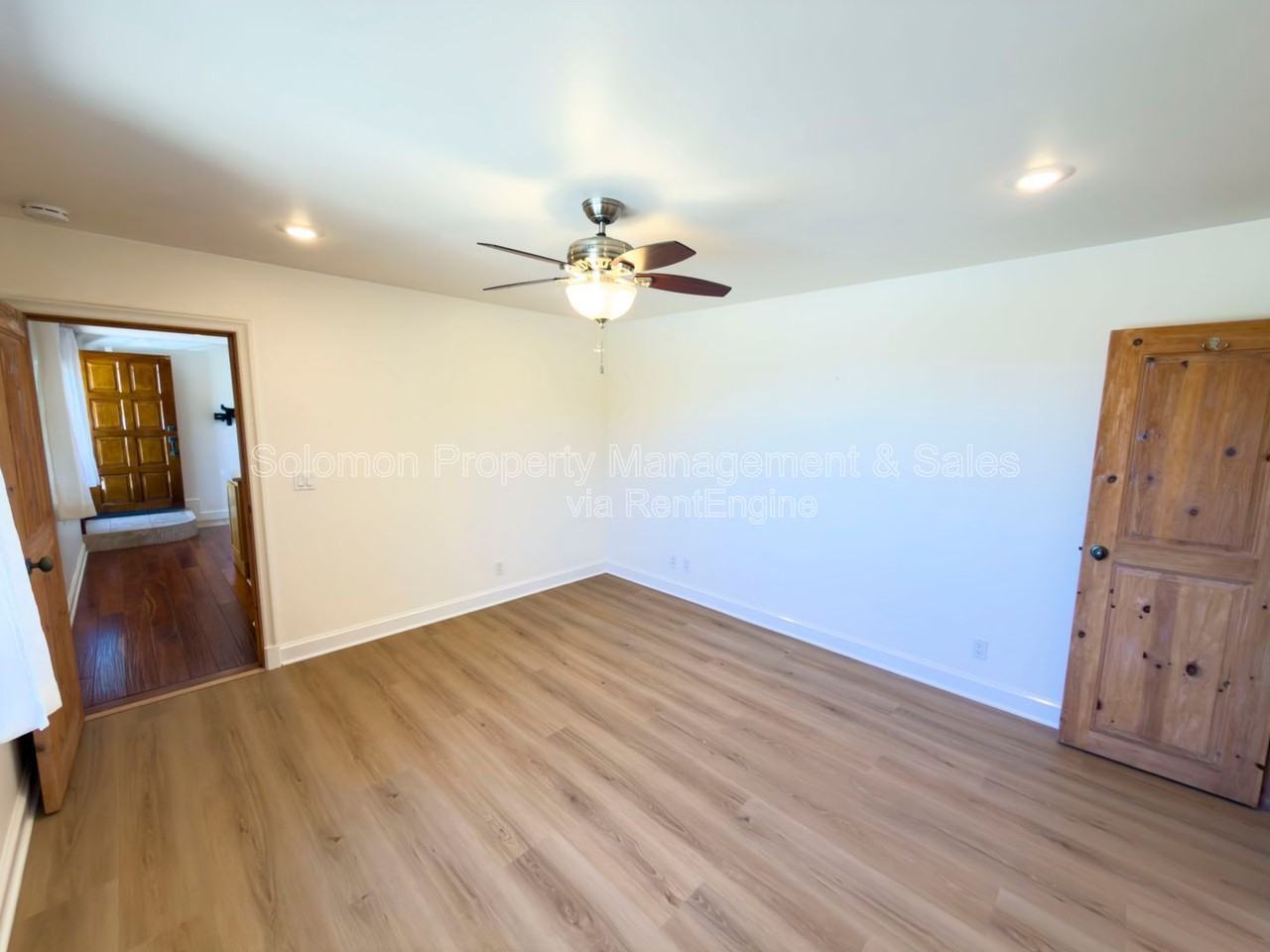 2354 Oxford Ave #A - Photo 6 of 15