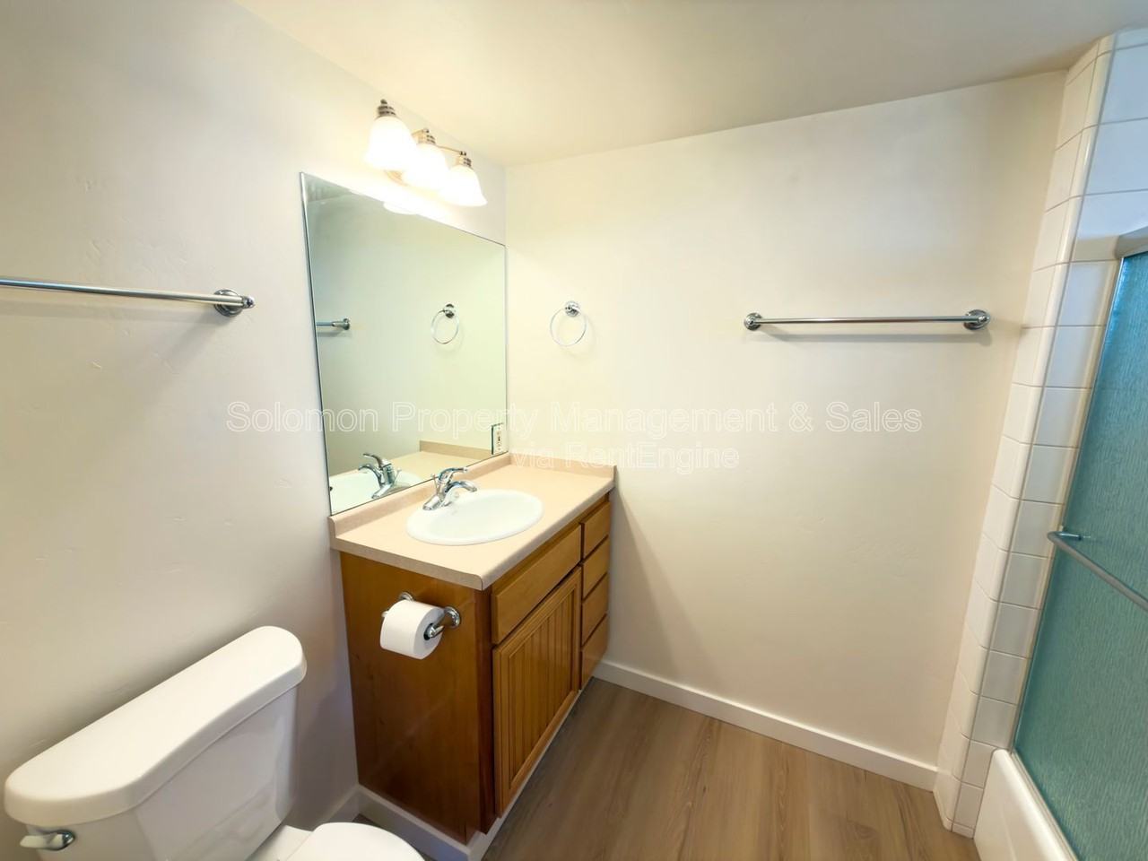 2354 Oxford Ave #A - Photo 7 of 15