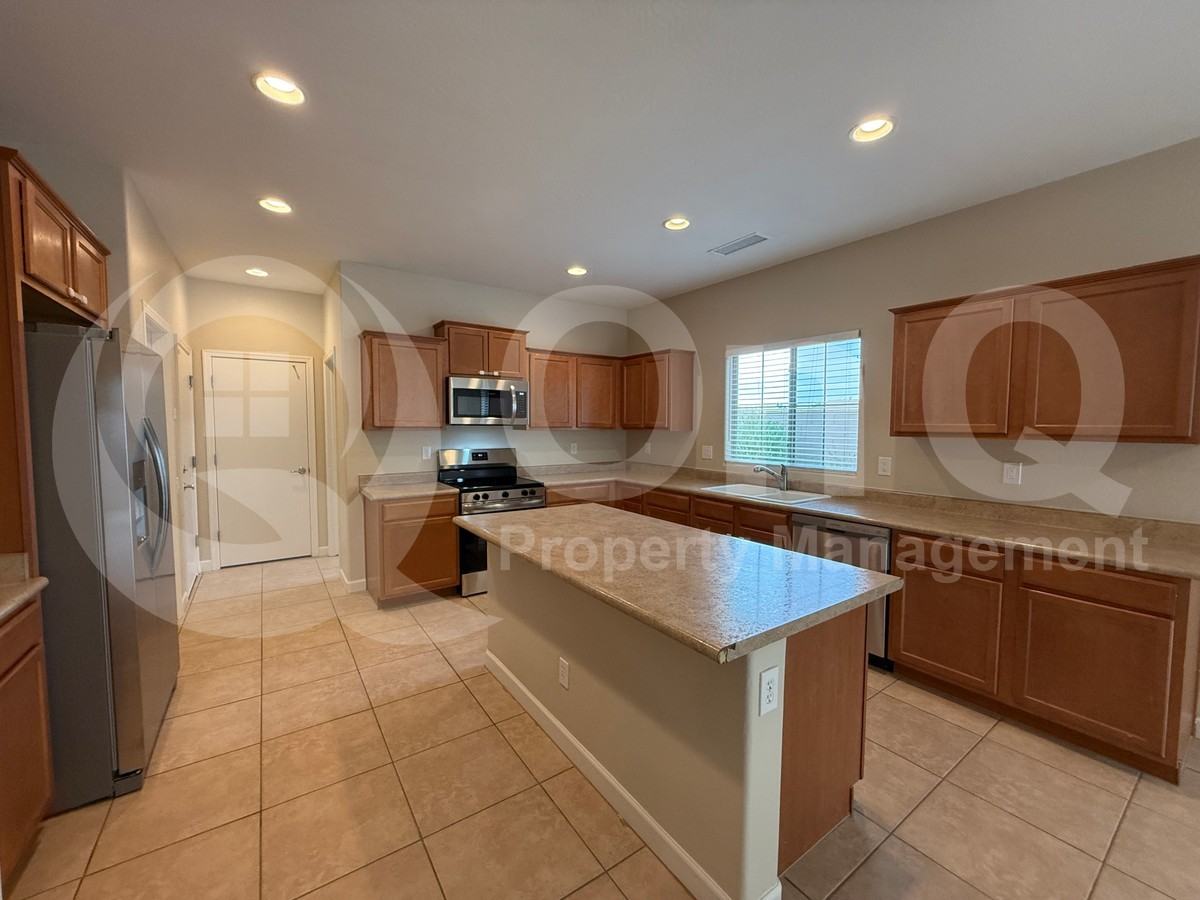 8440 W Lewis Ave - Photo 6 of 23
