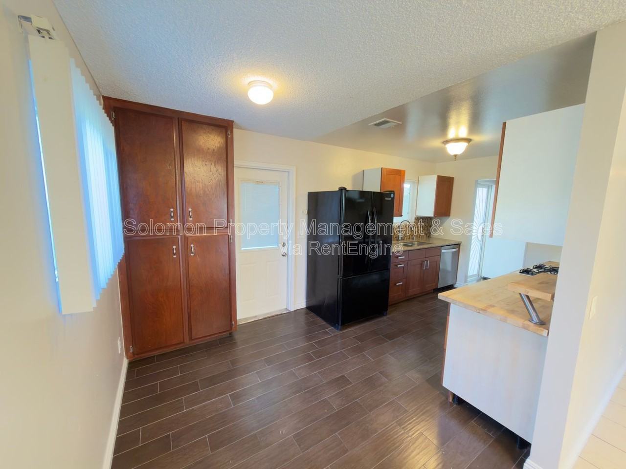 4078 Marvin St - Photo 5 of 23
