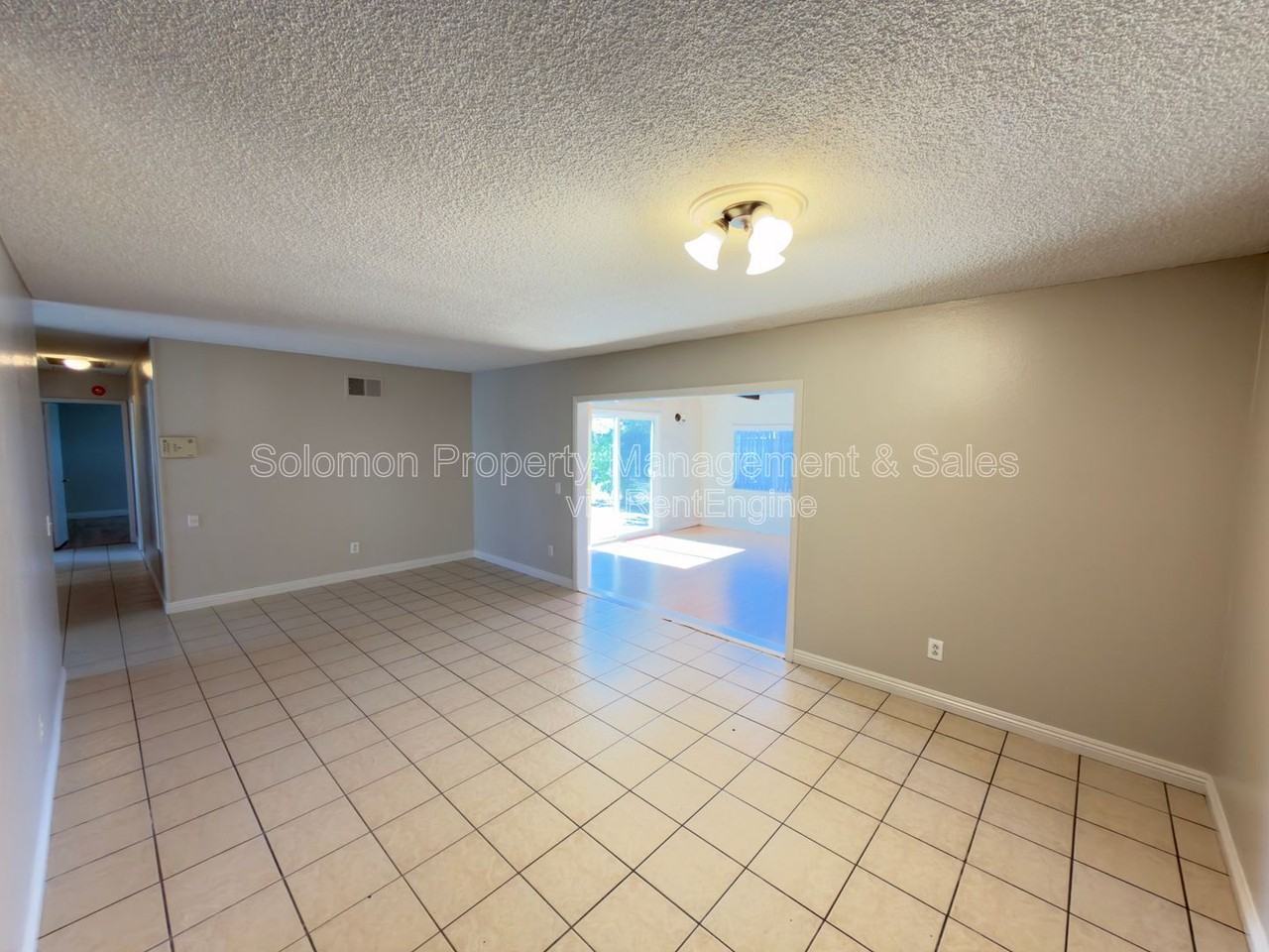 4078 Marvin St - Photo 6 of 23