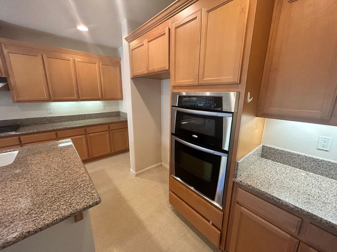 499 W Saint Francis Ave - Photo 6 of 23