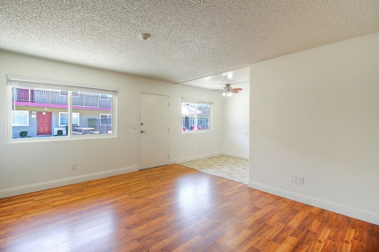 6221 Montecito Blvd #13 - Photo 5 of 12