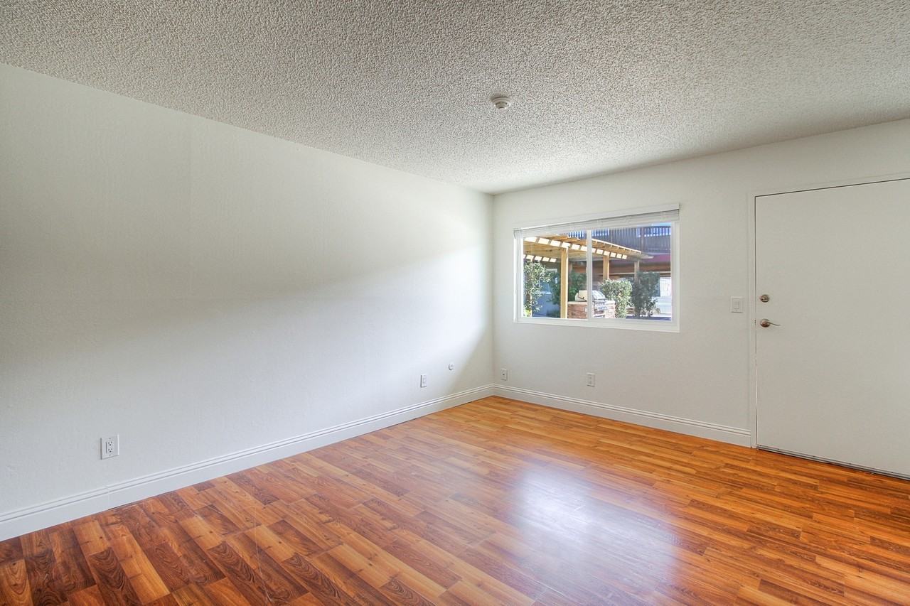6221 Montecito Blvd #13 - Photo 6 of 12