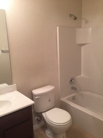 1305 Swan Ridge Dr - Photo 7 of 12