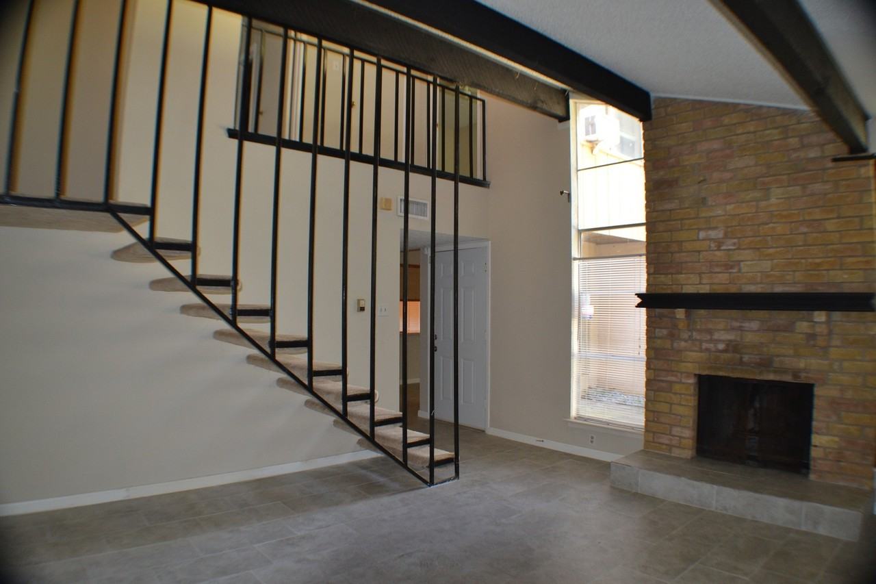 5616 Harvest Hill Rd - Photo 3 of 20