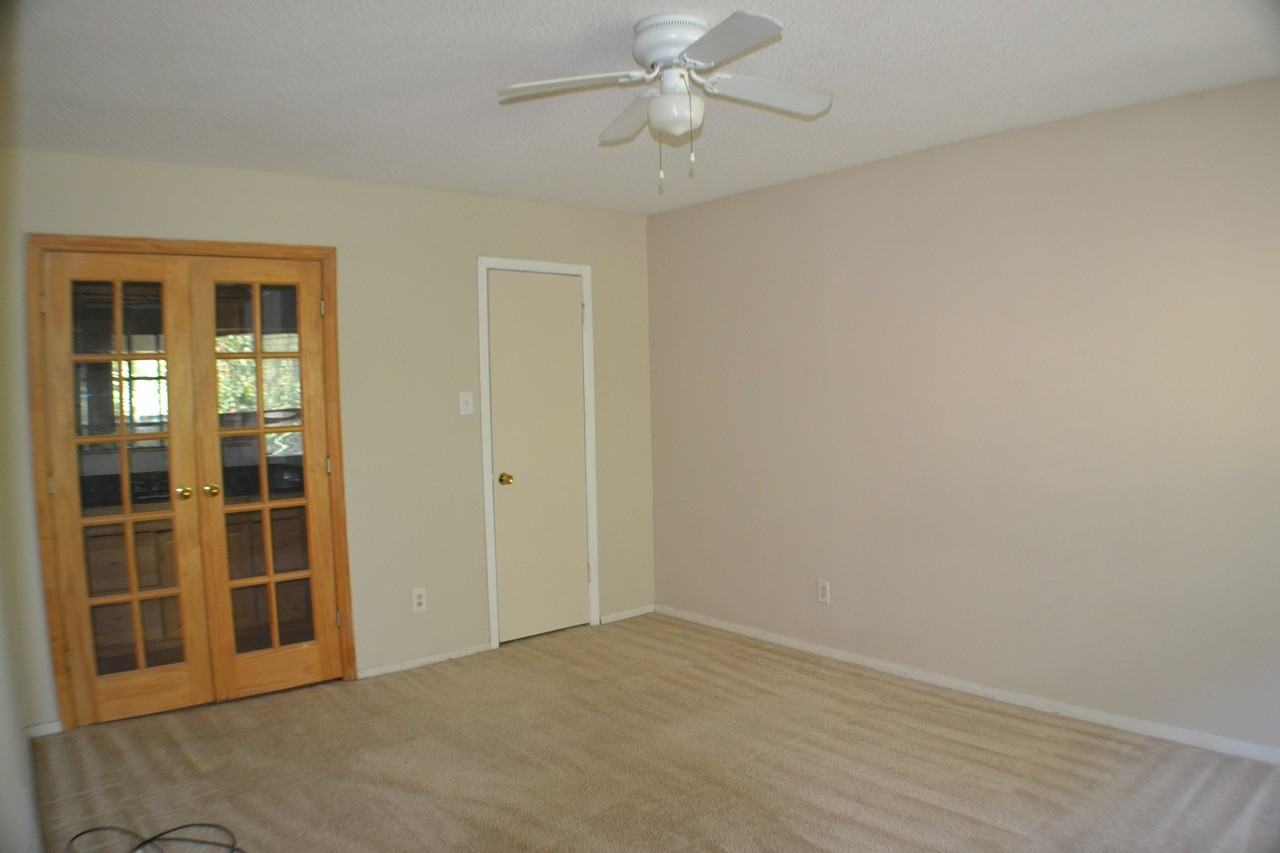 5616 Harvest Hill Rd - Photo 4 of 20