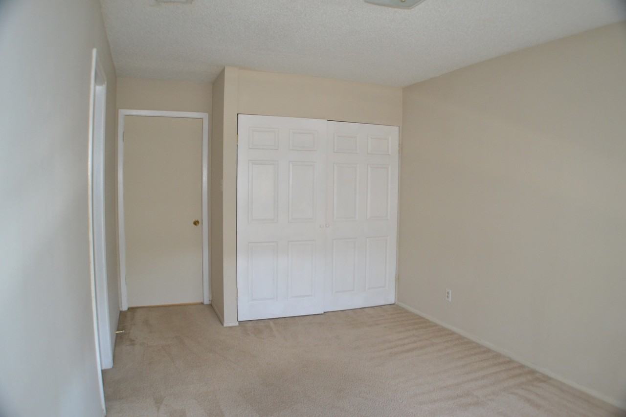 5616 Harvest Hill Rd - Photo 6 of 20
