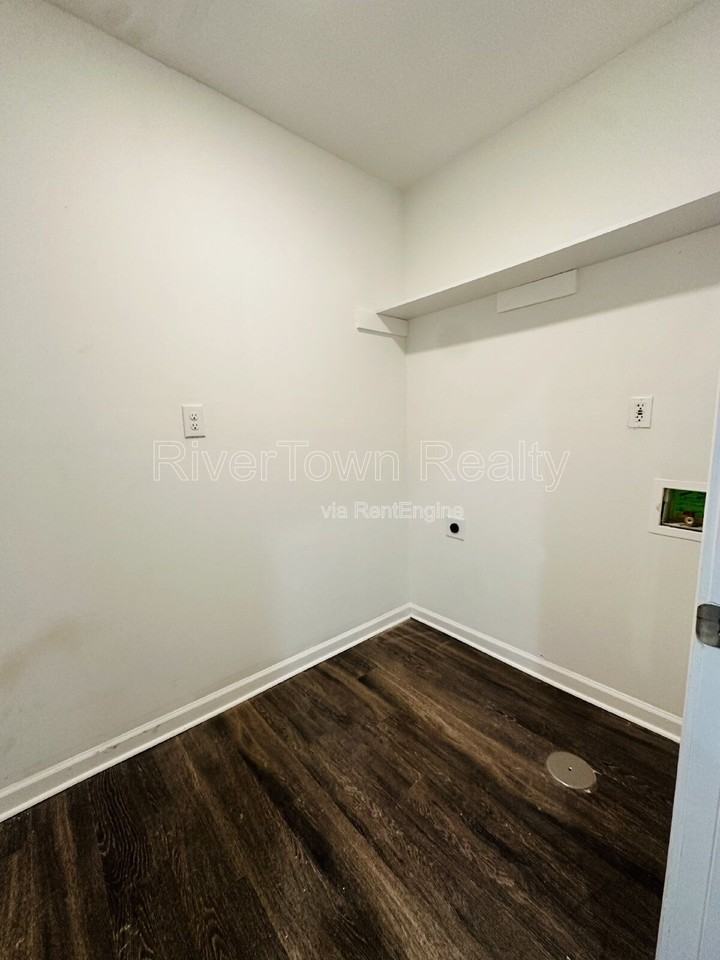 252 N Hollywood St - Photo 5 of 14