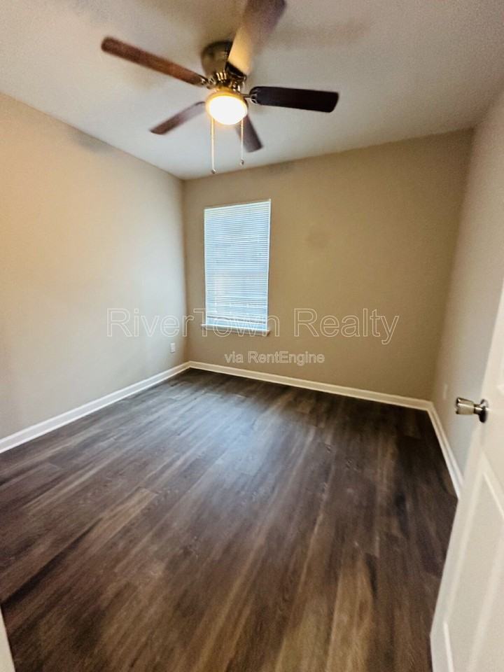 252 N Hollywood St - Photo 6 of 14