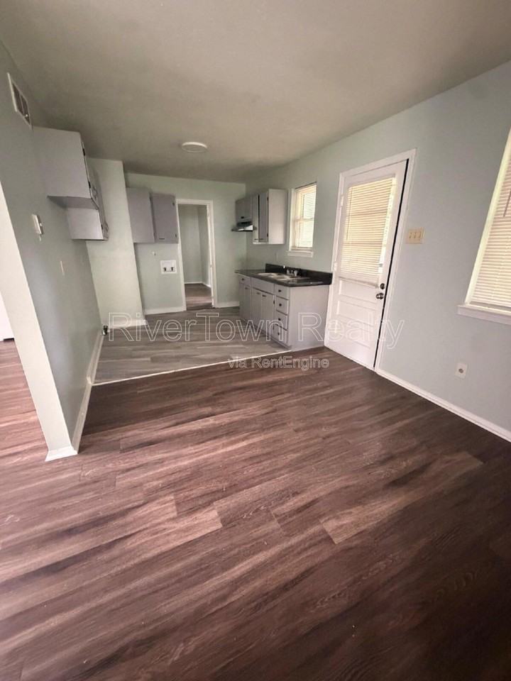 1624 Winfield Ave - Photo 2 of 15