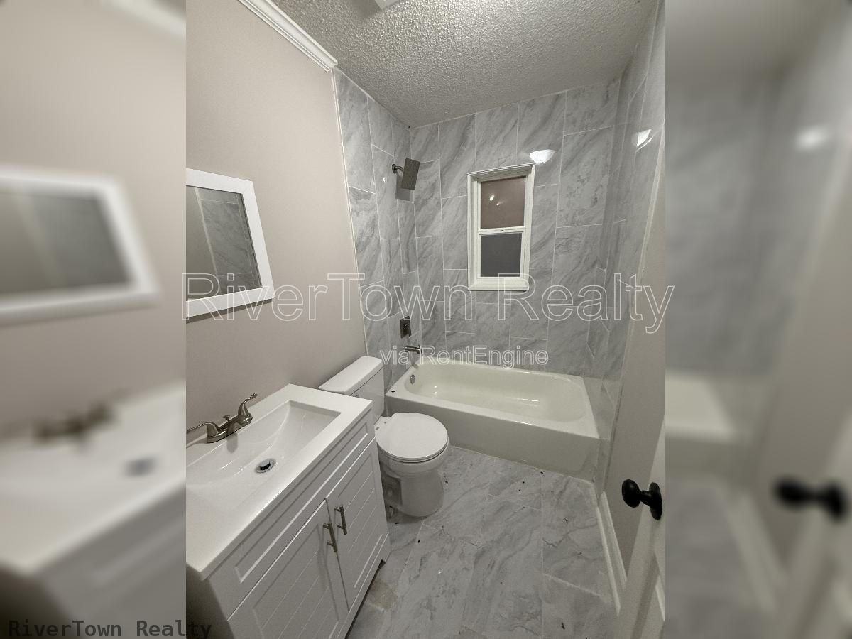 1659 Southern Ave - Photo 4 of 7