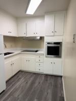 featured image of 439 Del Medio Ave