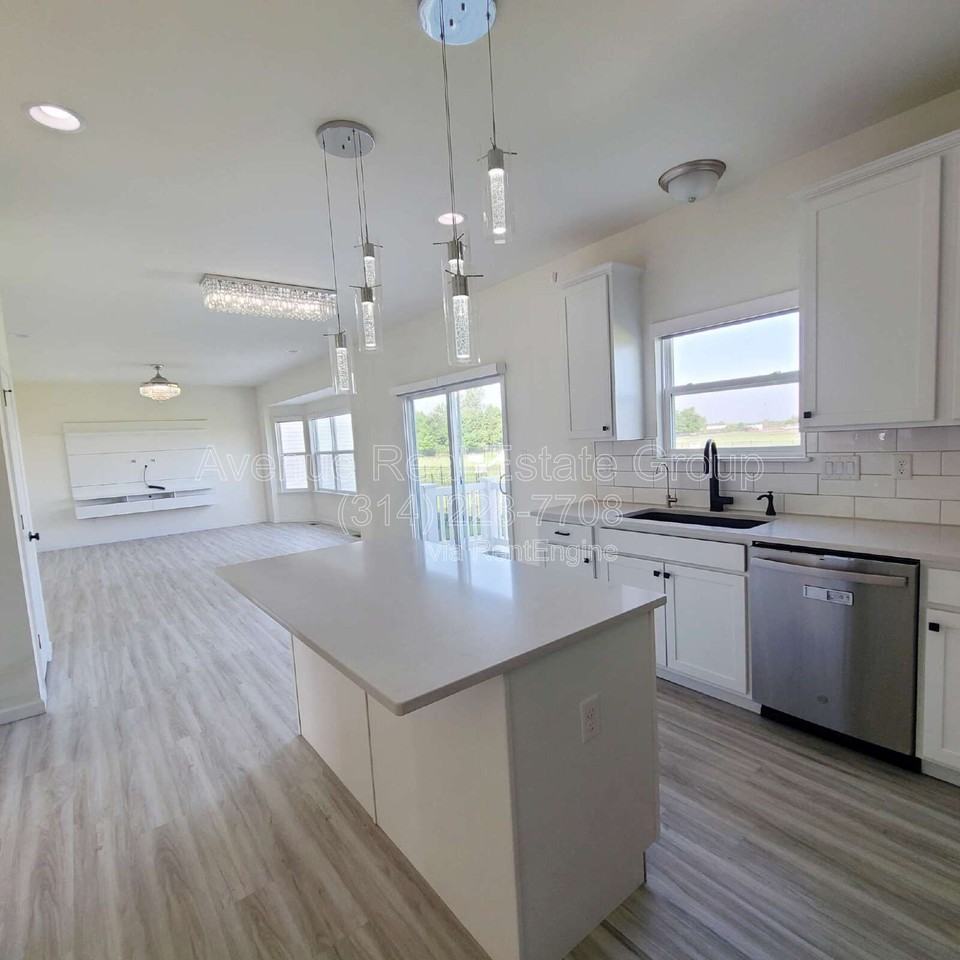157 Pampano Ln - Photo 3 of 23