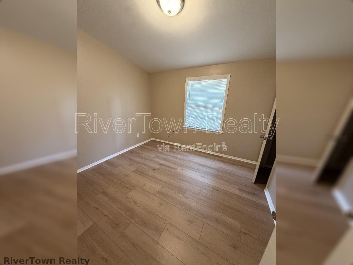 4825 Bridgedale Ave - Photo 4 of 16