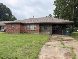 featured image of 1517 Baxter Ave