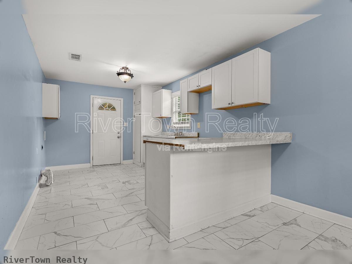 1204 Margaret Rd - Photo 5 of 29