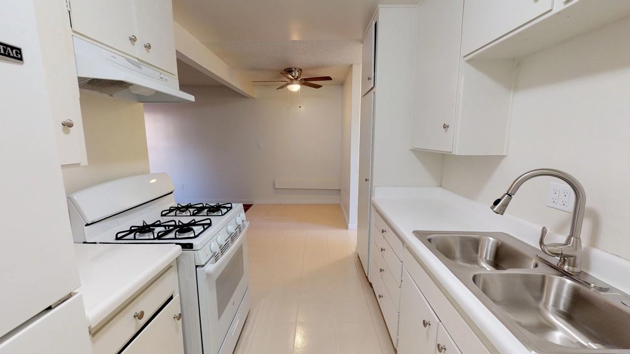 Mar City IV , LLC - Photo 6 of 13
