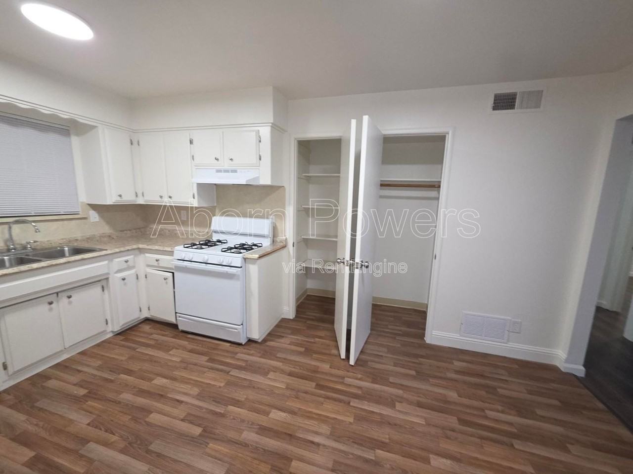 1215 Williams Way #4 - Photo 6 of 12