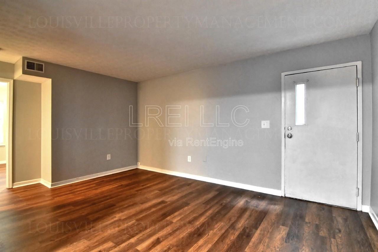 715 M St #2 - Photo 5 of 15
